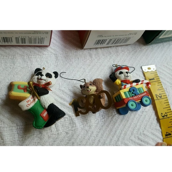 Lot of 3 Hallmark Keepsake Ornaments Christmas - Picture 2 of 7